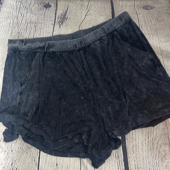 Torrid super soft sleep shorts 3X - Picture 2 of 5